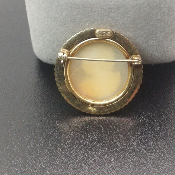 Antique/Vintage 1940s Catamore Gold Filled Brooch - Picture 3 of 9